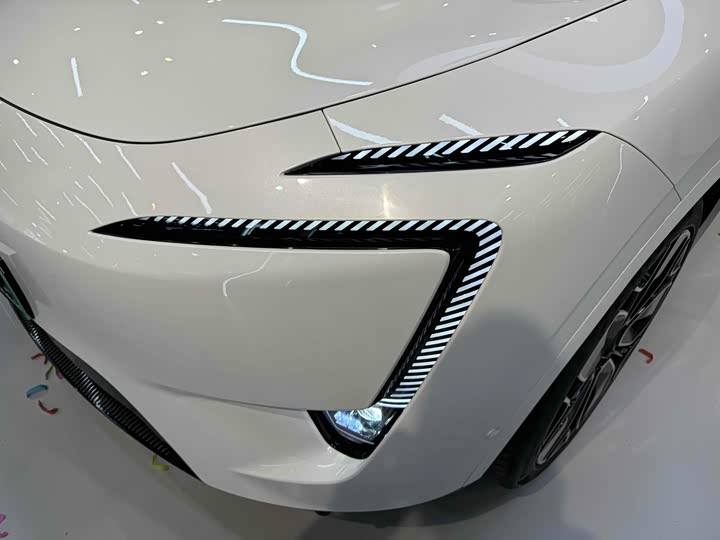 Фото 4 - Avatr 11