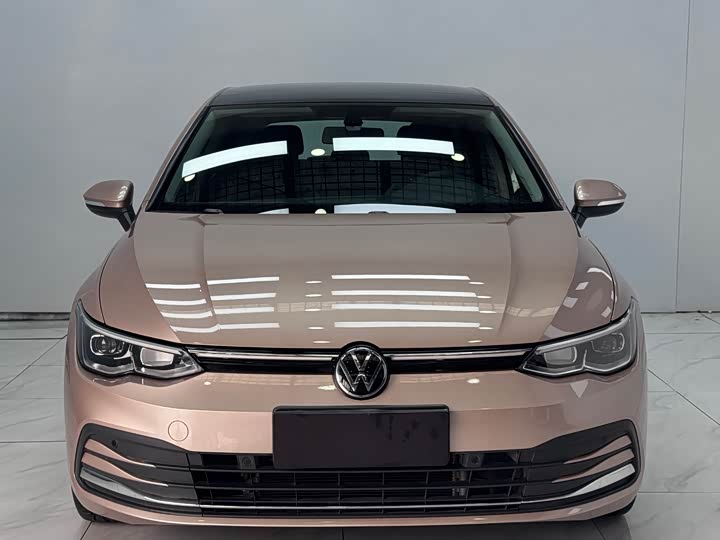 Фото 2 - Volkswagen Golf