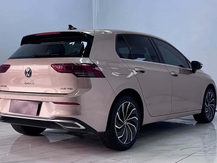 Фото 6 - Volkswagen Golf