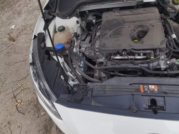 Фото 21 - Ford Focus