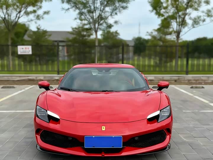 Фото 2 - Ferrari 296