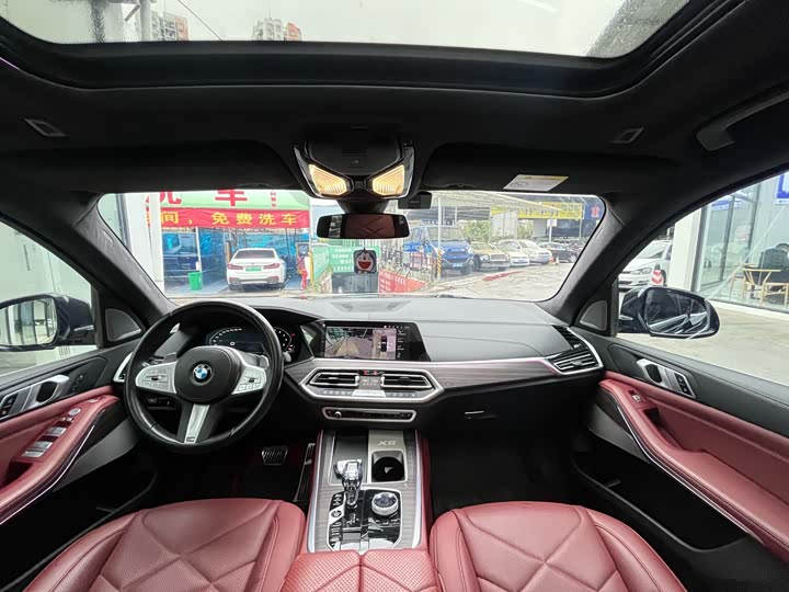 Фото 15 - BMW X5