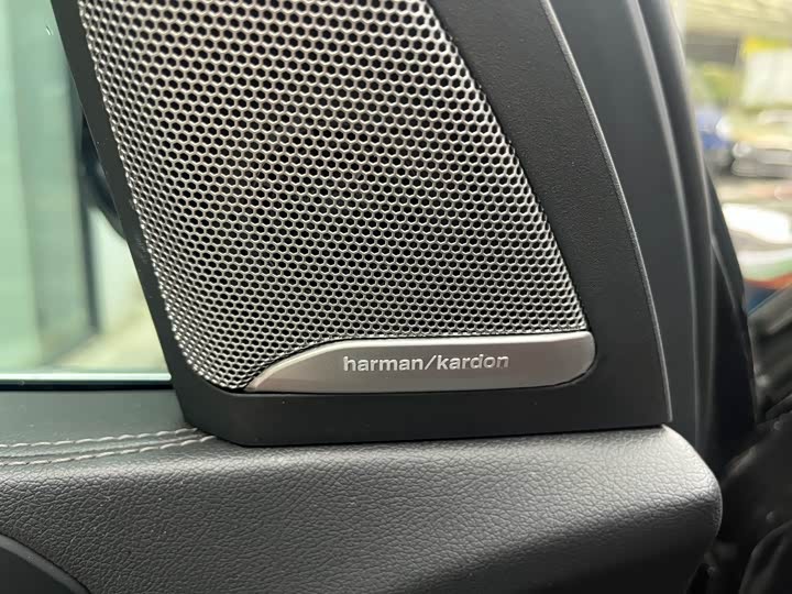 Фото 19 - BMW X5