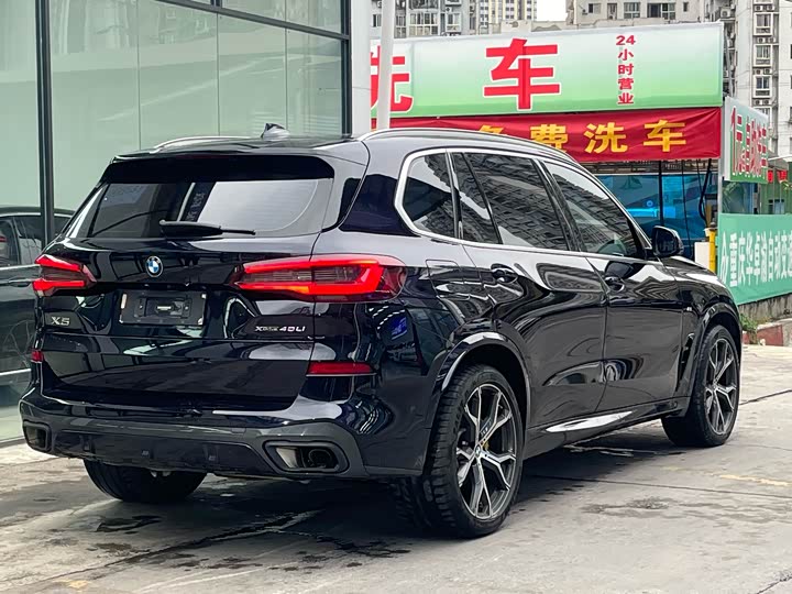 Фото 20 - BMW X5