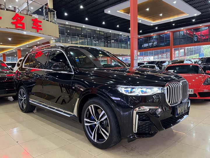 Фото 3 - BMW X7