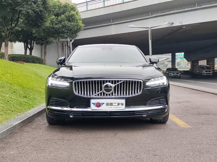 Фото 2 - Volvo S90 Hybrid