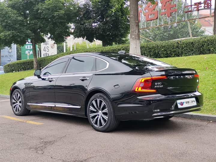 Фото 4 - Volvo S90 Hybrid