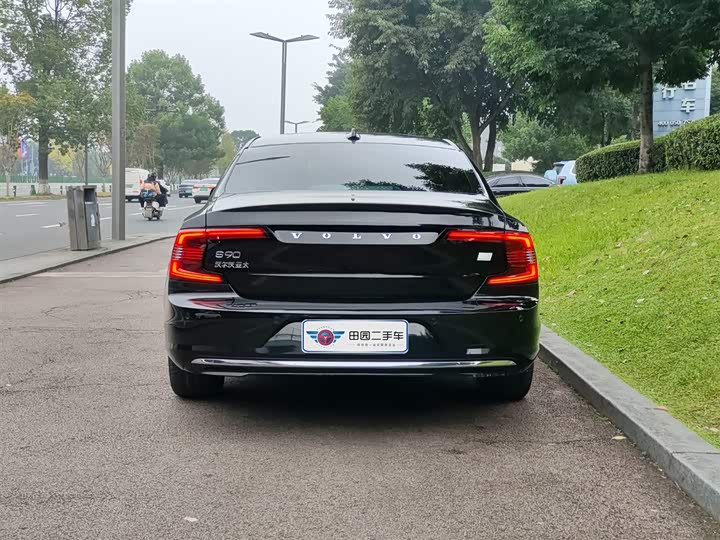 Фото 5 - Volvo S90 Hybrid