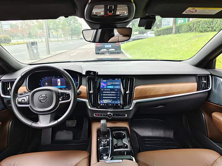 Фото 6 - Volvo S90 Hybrid