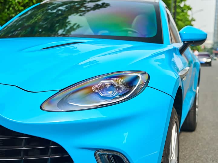Фото 5 - Aston Martin DBX