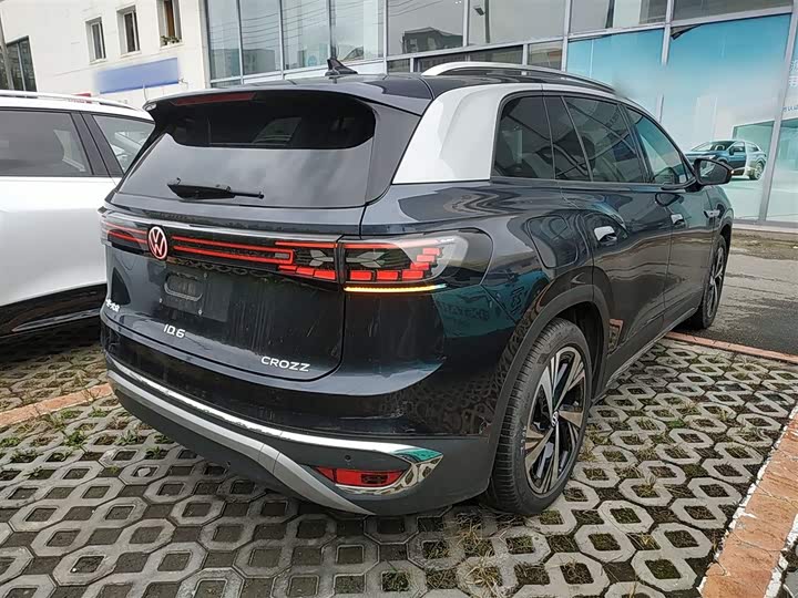 Фото 7 - Volkswagen ID.6 Crozz