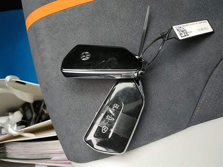 Фото 9 - Volkswagen ID.6 Crozz