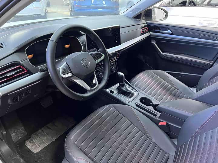 Фото 9 - Volkswagen Lavida