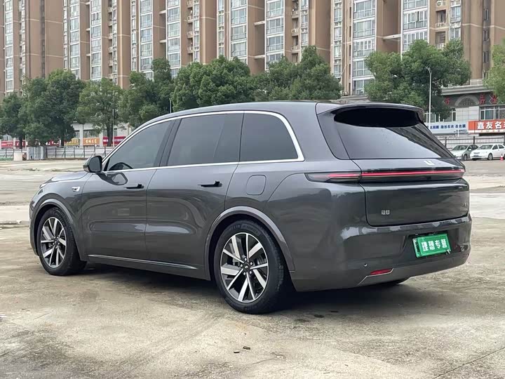 Фото 6 - LiXiang One