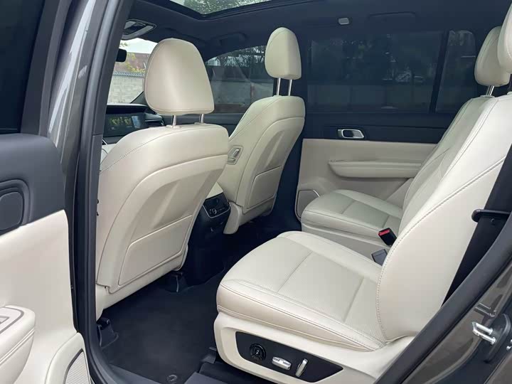 Фото 7 - LiXiang One