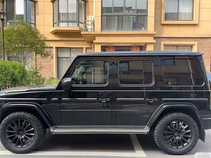 Фото 2 - Mercedes-Benz G-Class