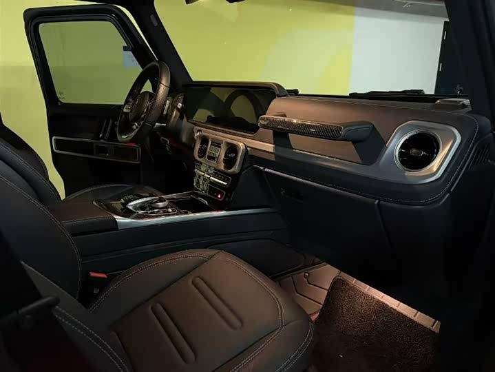 Фото 6 - Mercedes-Benz G-Class