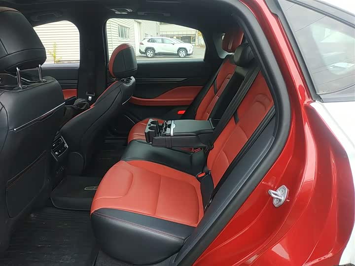 Фото 17 - Lincoln Z (Zephyr)