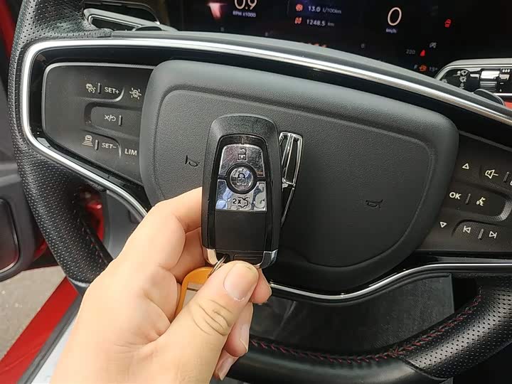 Фото 9 - Lincoln Z (Zephyr)