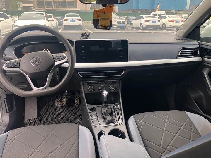 Фото 4 - Volkswagen Lavida