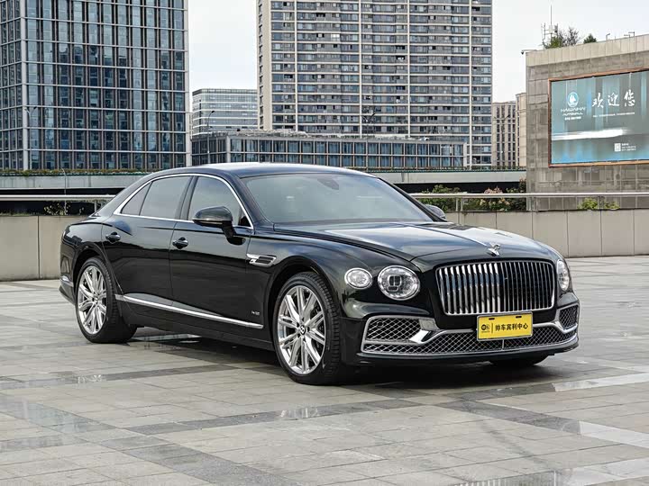 Фото 2 - Bentley Flying Spur