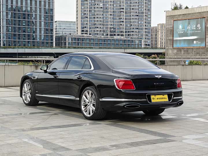 Фото 7 - Bentley Flying Spur