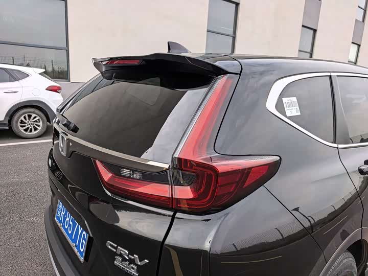 Фото 13 - Honda CR-V