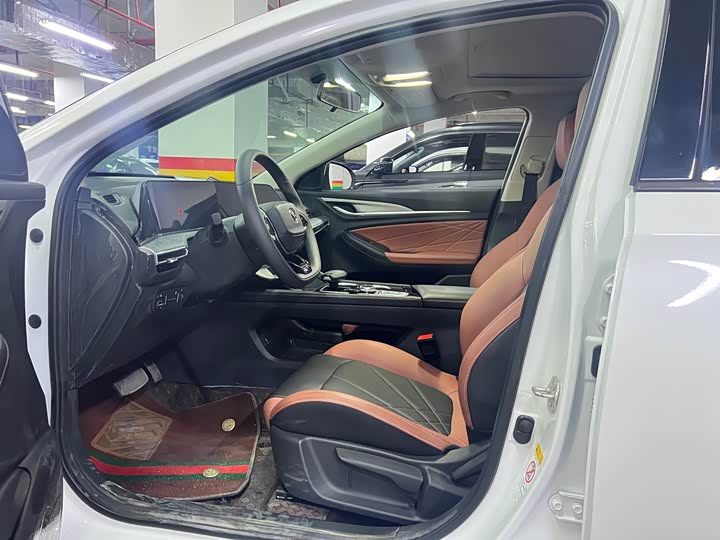 Фото 3 - Changan Eado Plus