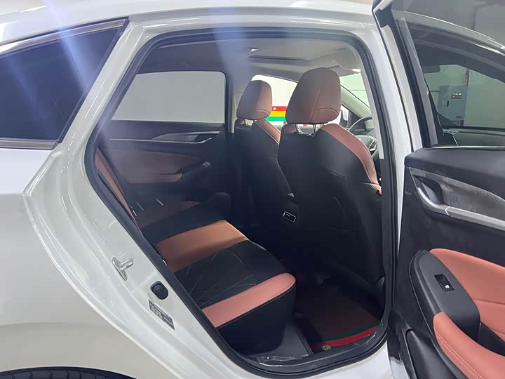 Фото 8 - Changan Eado Plus