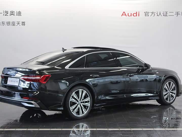Фото 5 - Audi A6L