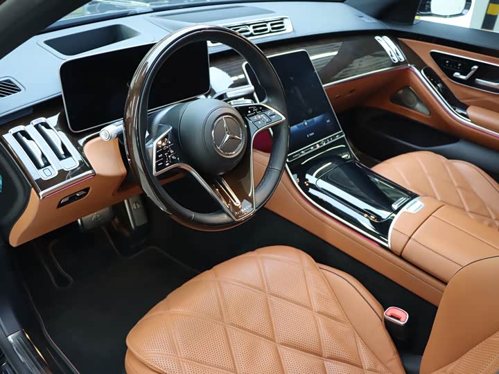 Фото 5 - Mercedes-Benz Maybach S-Class