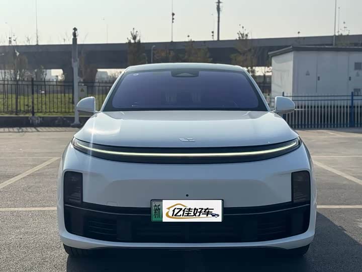 Фото 2 - LiXiang L7