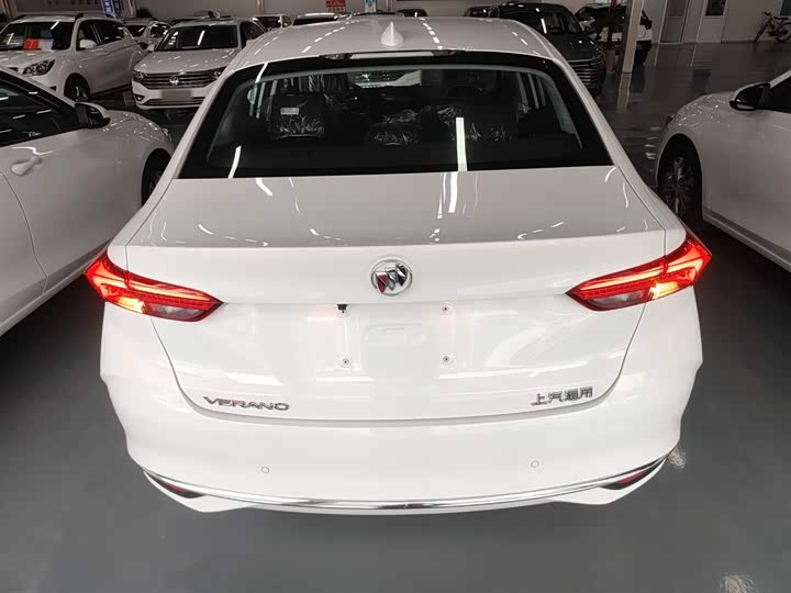 Фото 6 - Buick Verano