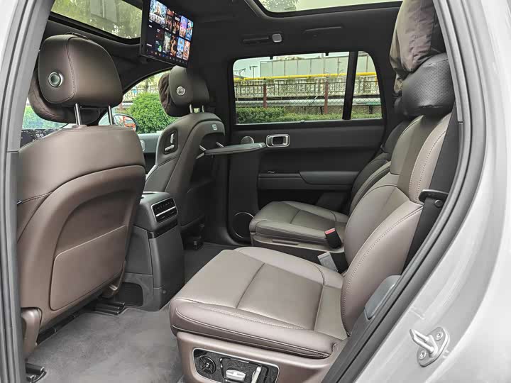 Фото 10 - LiXiang L9