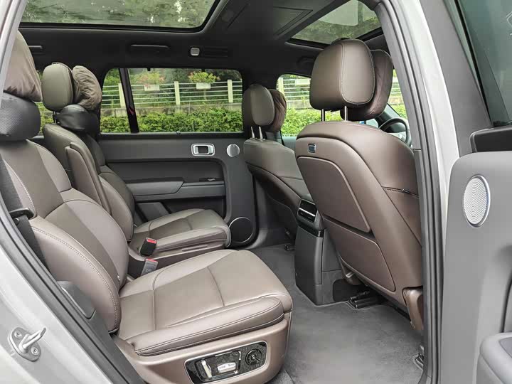 Фото 19 - LiXiang L9