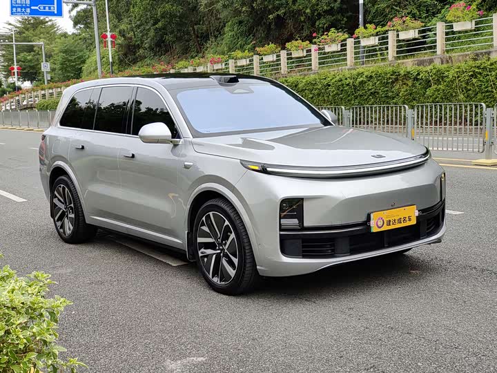 Фото 2 - LiXiang L9