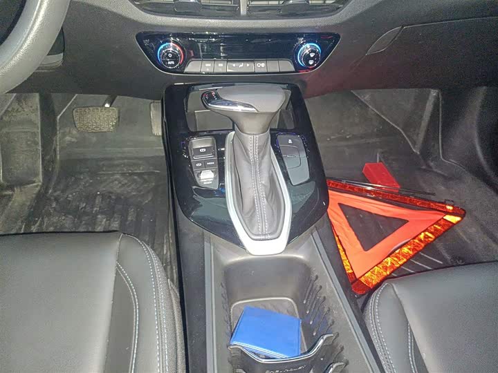 Фото 14 - Chevrolet Menlo