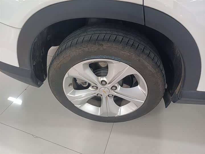 Фото 26 - Chevrolet Menlo