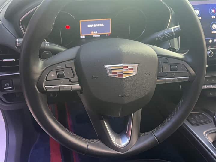 Фото 4 - Cadillac CT5