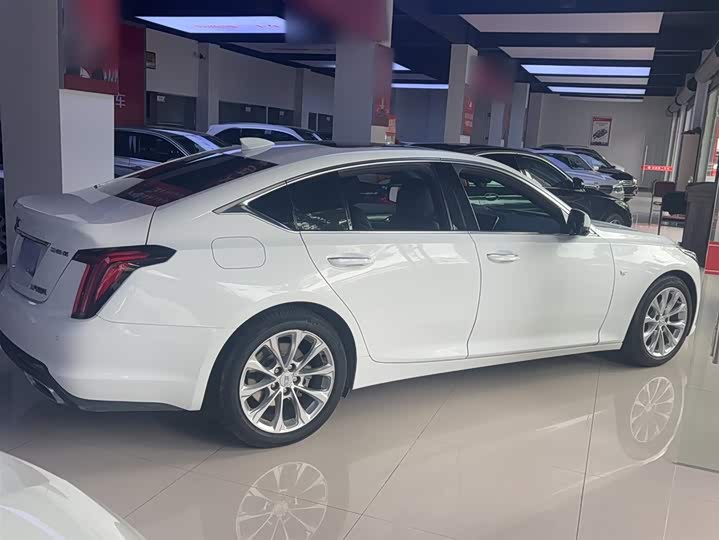 Фото 7 - Cadillac CT5