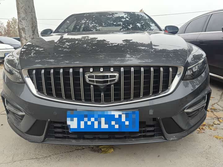 Фото 2 - Geely Preface