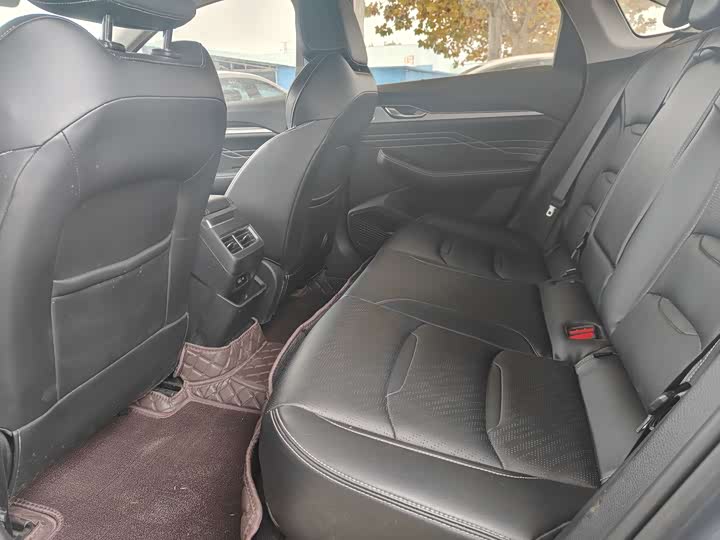 Фото 5 - Geely Preface