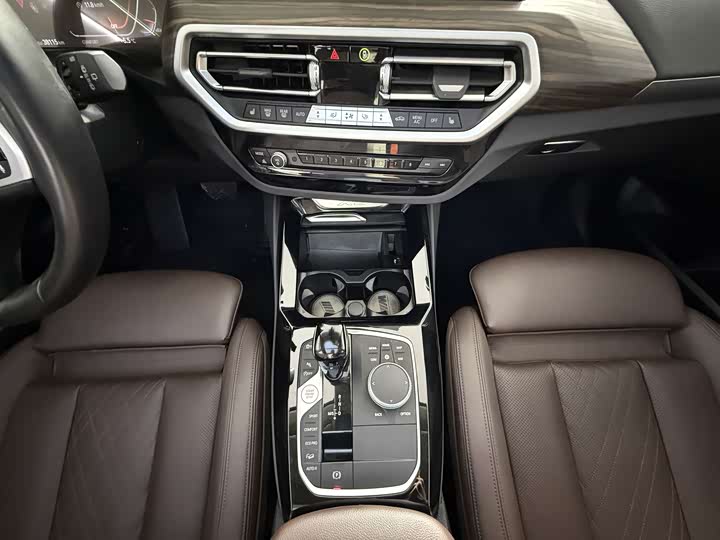 Фото 13 - BMW X3