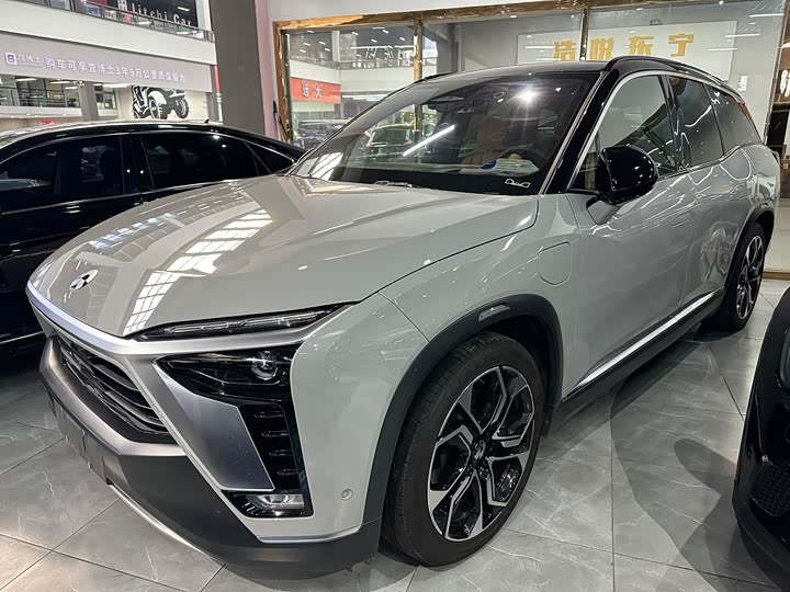 Фото 1 - Nio ES8