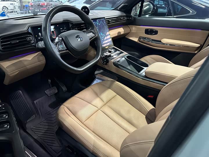 Фото 5 - Nio ES8