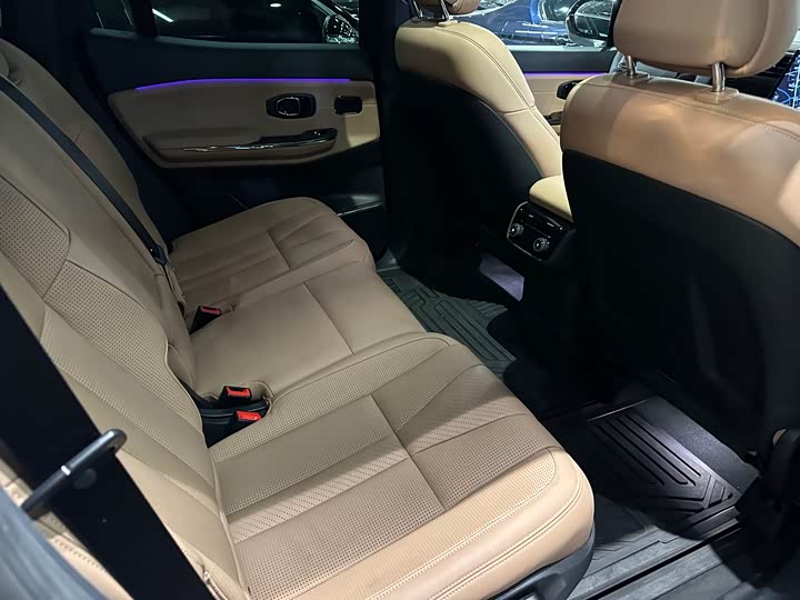 Фото 7 - Nio ES8