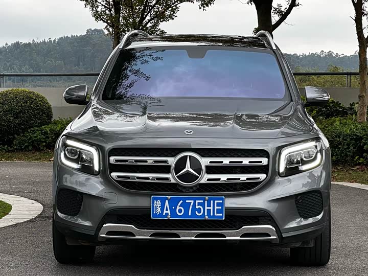 Фото 2 - Mercedes-Benz GLB-Class