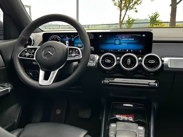 Фото 7 - Mercedes-Benz GLB-Class