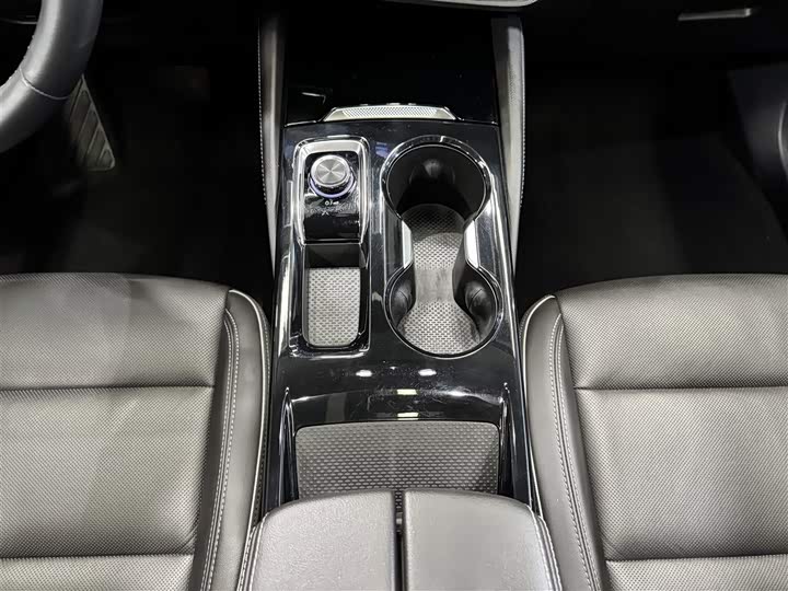 Фото 21 - Buick Envision Plus