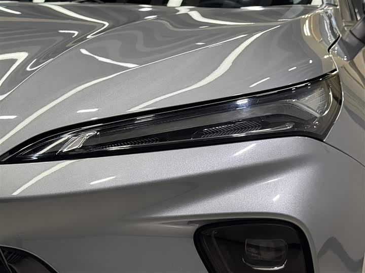 Фото 8 - Buick Envision Plus